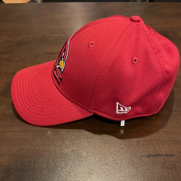 Arizona Cardinals New Era 39Thirty Flex-Fit hat - Picture 2 of 5